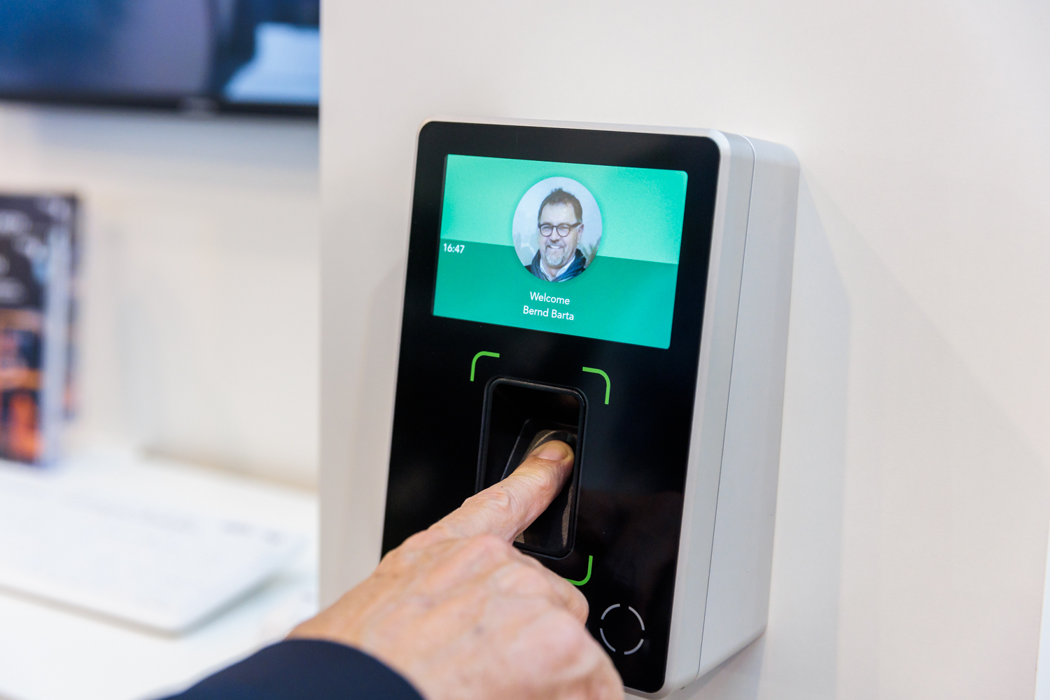 Customs: Multi-Branch Biometric Attendance System